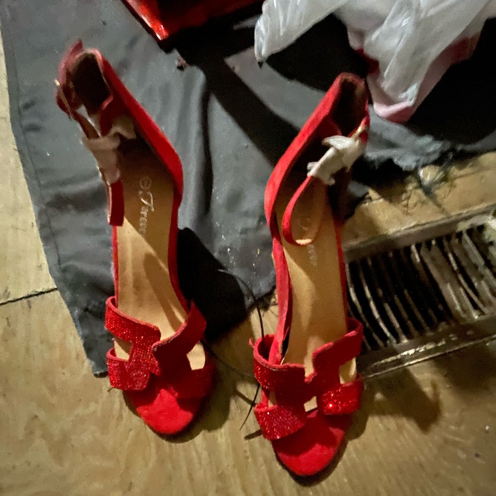 Forever size seven red wedges brand new